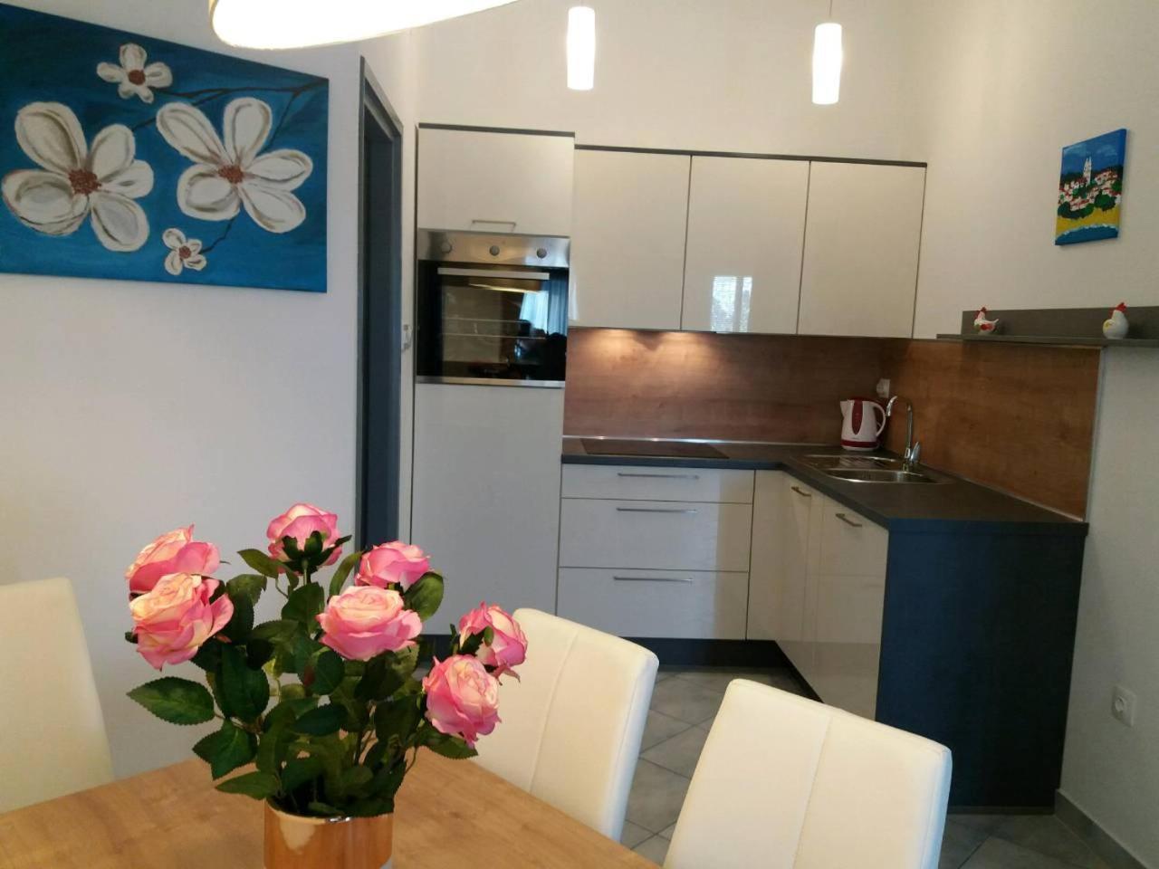 Mare Medulin Apartment Bagian luar foto